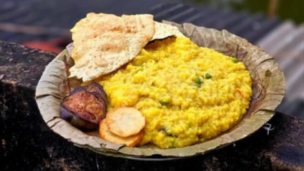 Khichuri Pot Overturns During Dol Celebration Several Injured