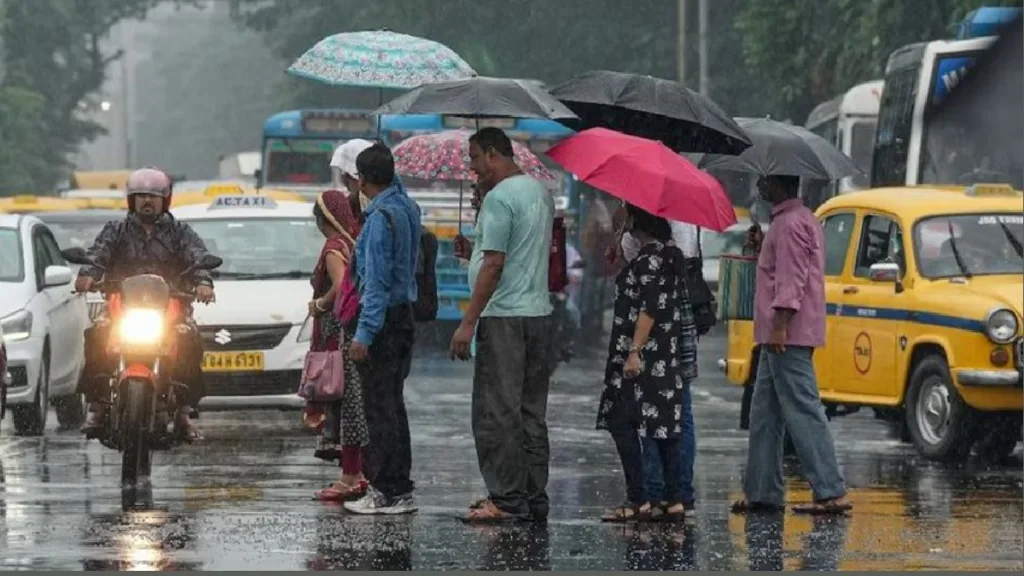 Weather Update: রবিবার বৃষ্টিতে ভিজবে কলকাতা? কী বলছে আবহাওয়া? 1 Weather Update