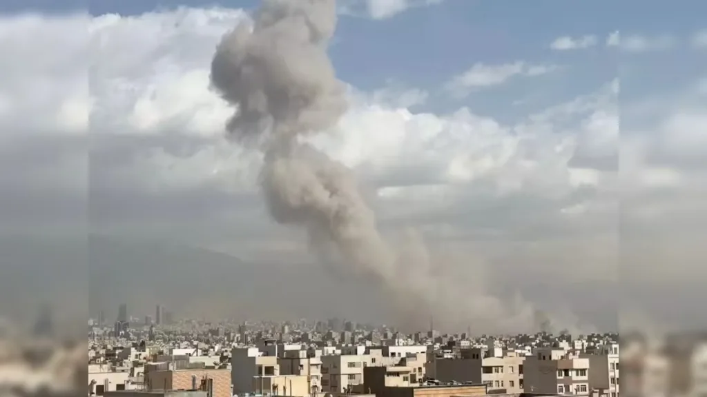 Dubai Blast: দুবাইয়ে ফের ড্রোন হামলা, বন্ধ বিমান চলাচল, জারি হাই অ্যালার্ট 1 dubai blast today