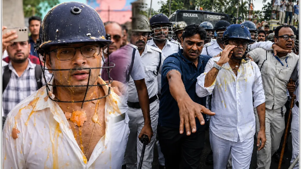 সোনারপুরে হামলা, বাড়ল অভিষেকের নিরাপত্তা 1 Abhishek Banerjee 3