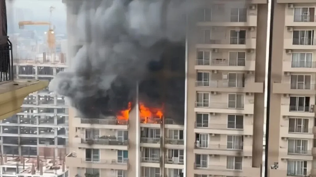 Noida Building Fire