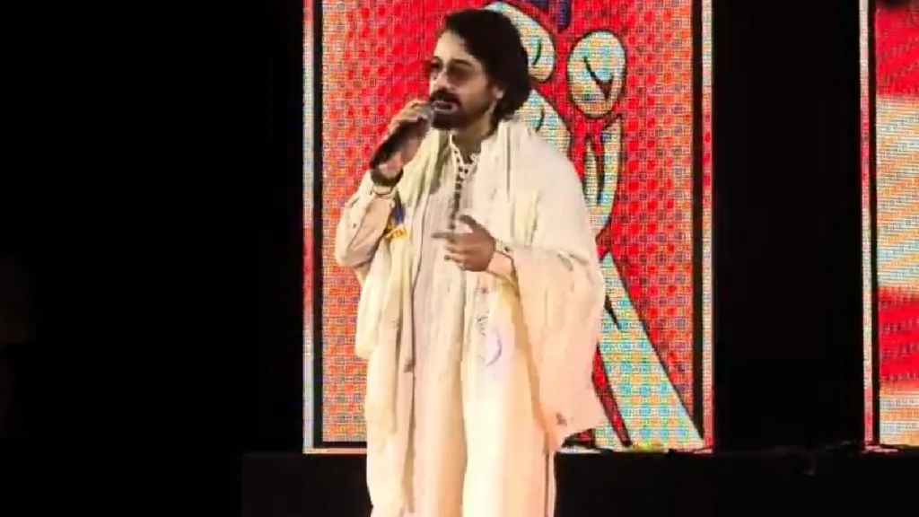 ১০৭ বছরের গৌরব উদযাপনে লাল-হলুদের মহামিলন, সম্মানিত প্রসেনজিৎ-প্রীতম-সঞ্জীব সান্যালেরা 2 1000436457