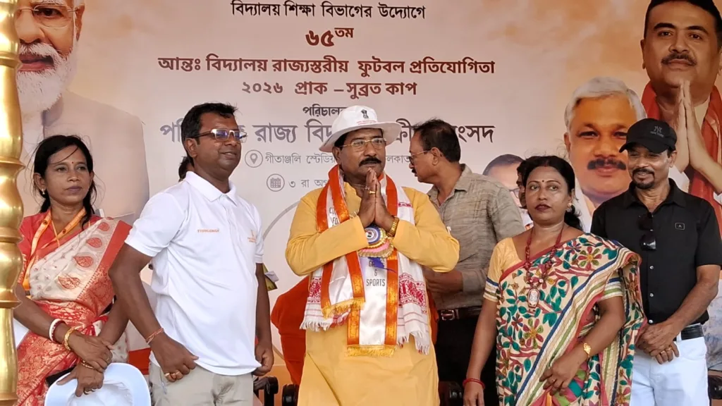 প্রাক-সুব্রত কাপে ফুটবলের নতুন স্বপ্ন, ৩০% বেশি অংশগ্রহণে উচ্ছ্বসিত শিক্ষামন্ত্রী 4 Jagannath SarkarPre Subroto Cup