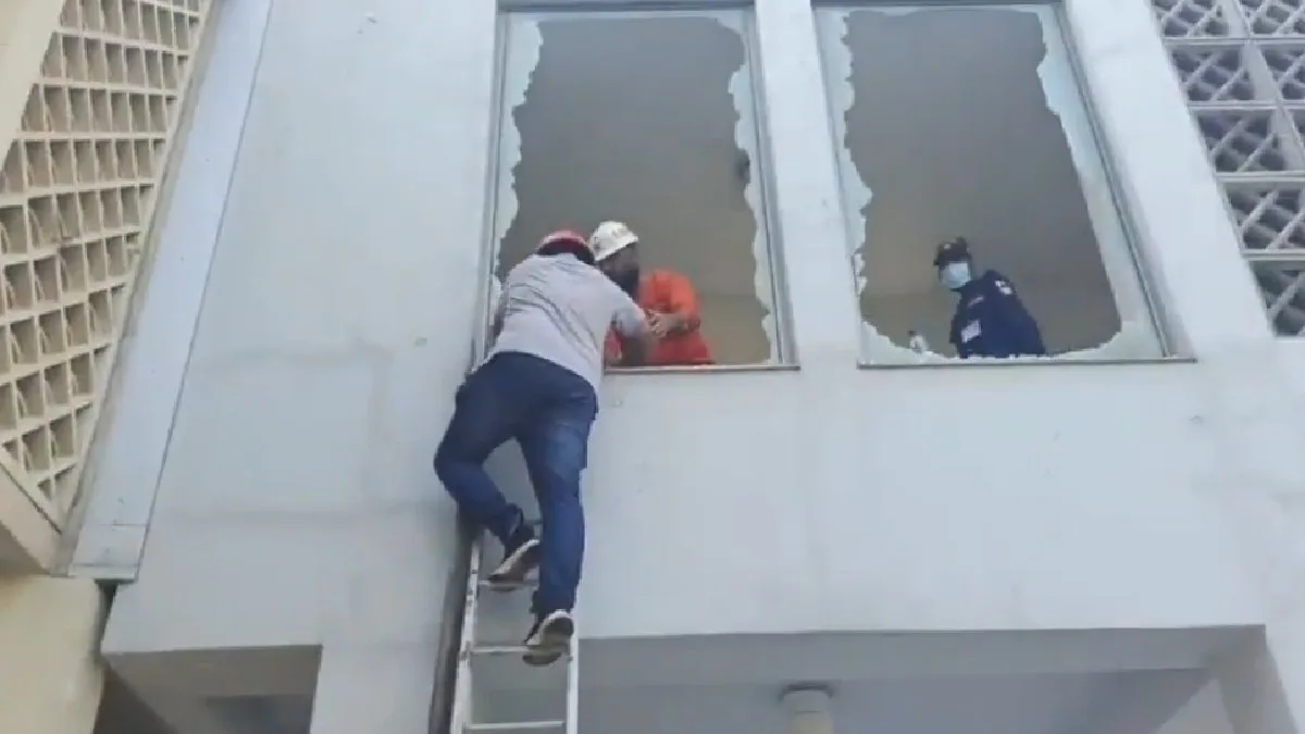 Pakistan Hospital Fire