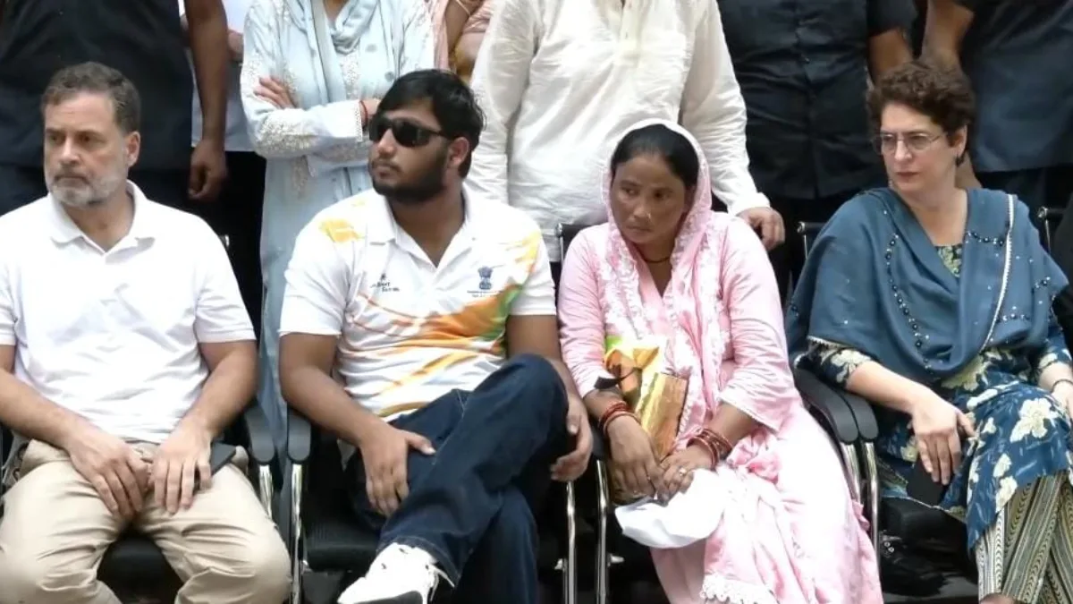 Rahul Gandhi Dharna