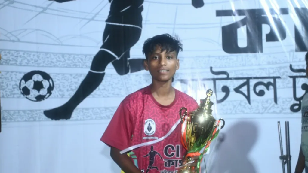 ৩-২ গোলে মর্নিং স্টারের কাছে হারল সপ্তপল্লী, জমজমাট CIL Cup-এর ফাইনাল 1 FotoJet 13